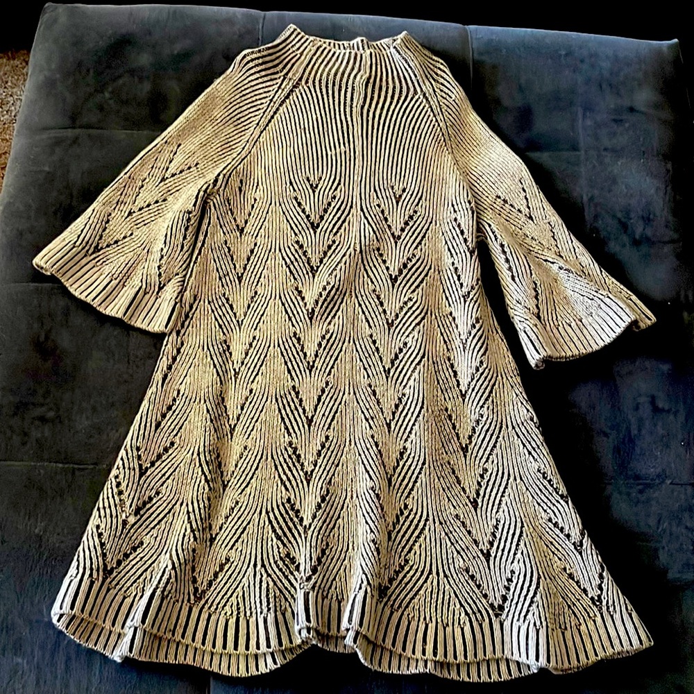 BCBG max Azria, tulip shaped super soft comfortable knit dress, brown, size S